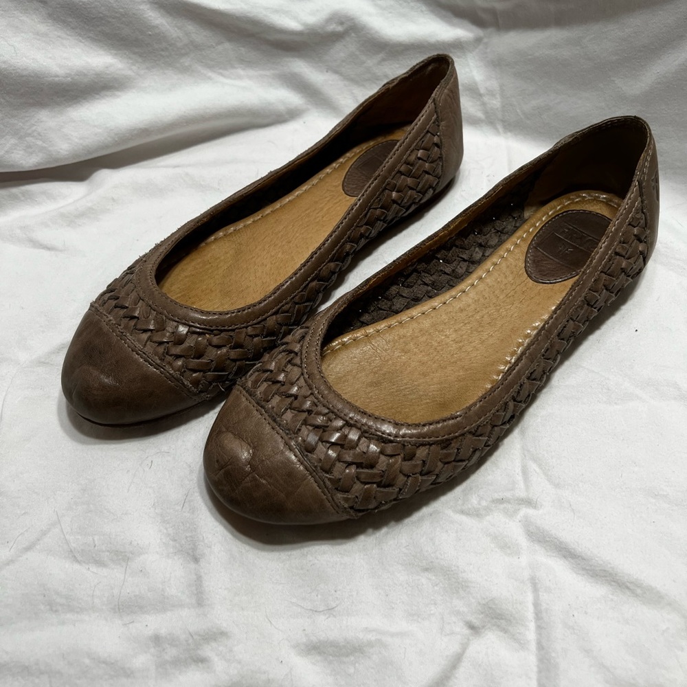 Frye Carson Woven Women’s Leather Ballet Flats